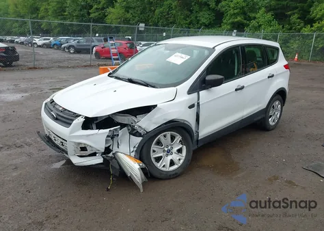 2015 Ford Escape S z USA, uszkodzony, nr VIN 1FMCU0F76FUA09224